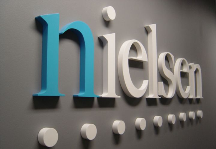 Internal logo Nielsen 01