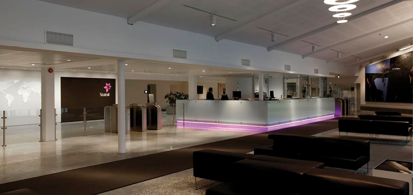 Signage Reception Statoil 01