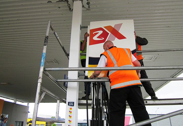 Signage Installation Z Energy 01