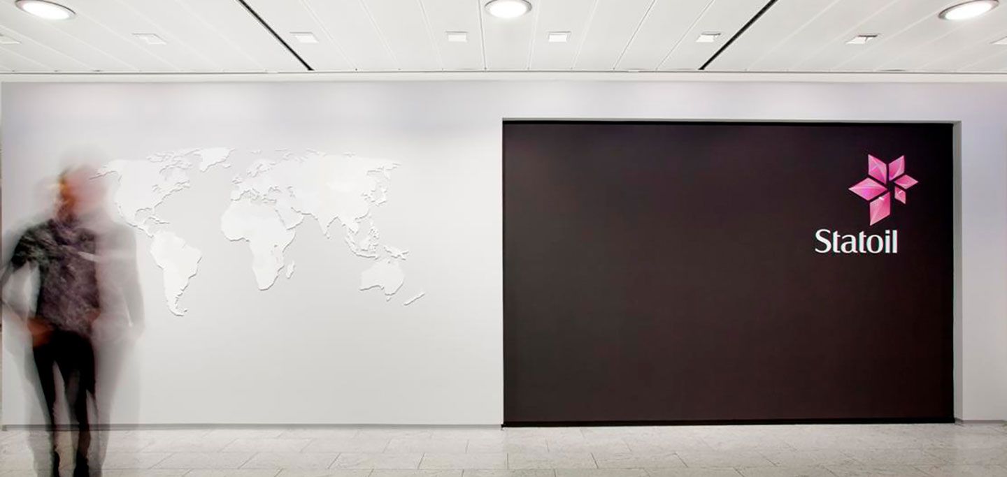 Signage Reception Statoil 03