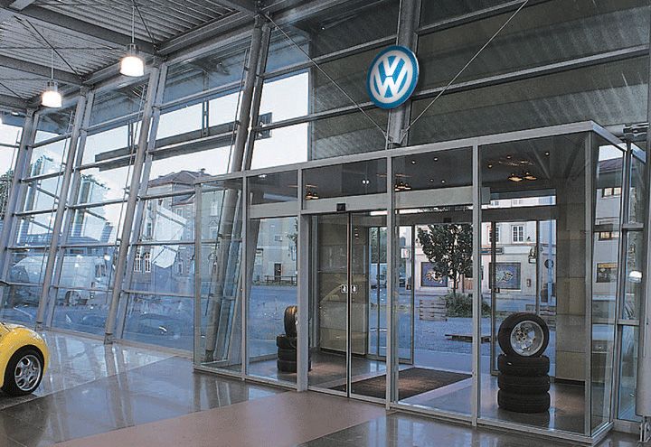 Interior Entrance Signage VW