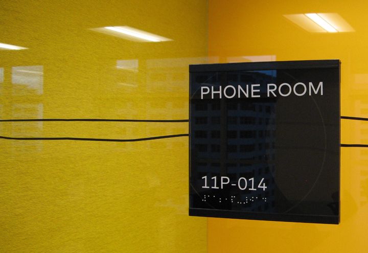 Mastercard wayfinding